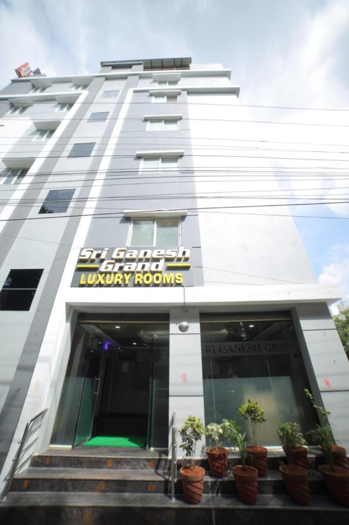 蒂鲁帕蒂 Sri Ganesh Grand酒店 外观 照片
