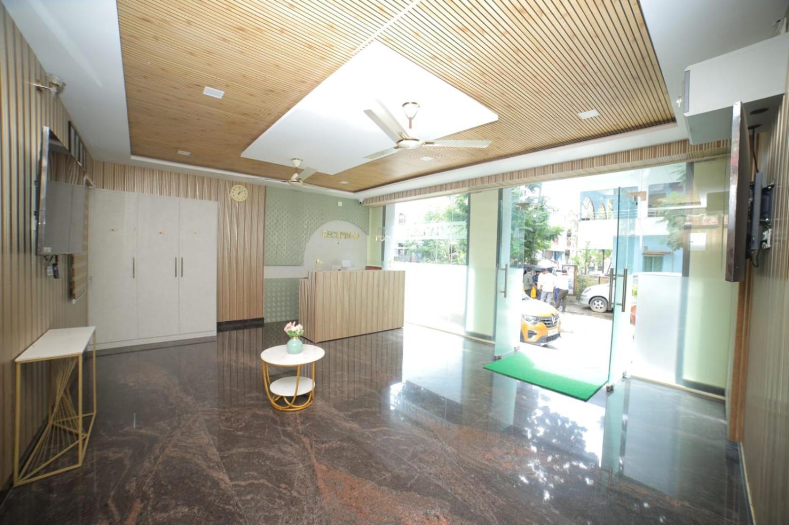 蒂鲁帕蒂 Sri Ganesh Grand酒店 外观 照片